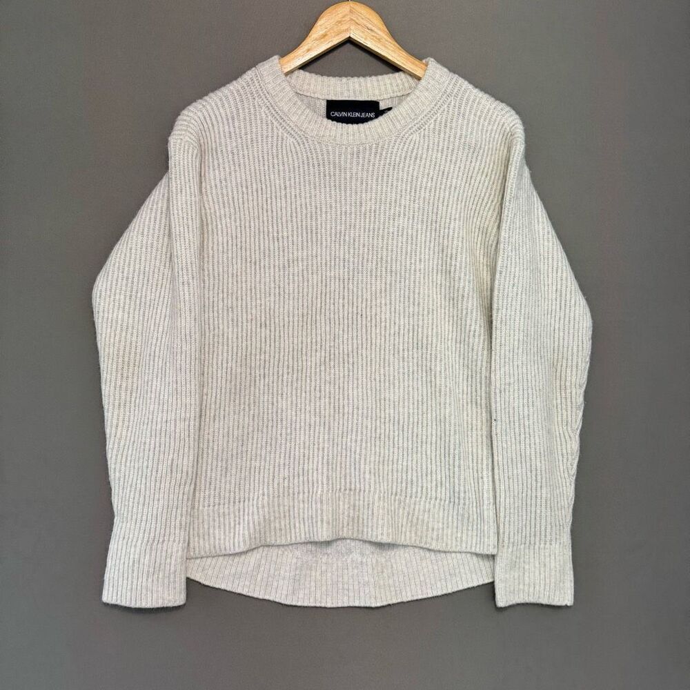 Calvin Klein Jeans Women’s Ribbed Sweater Size Large Round Neck Knit Style